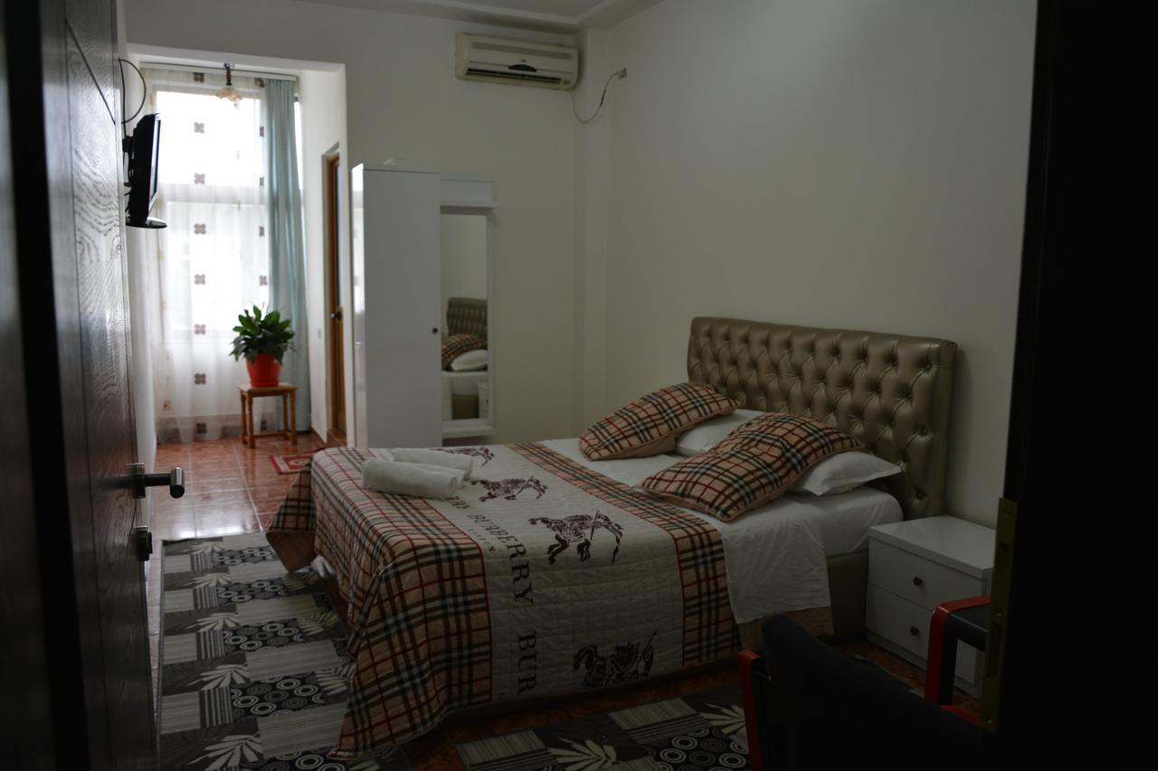 Hotel Arberia Tirana Exterior photo